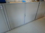 Werkstätten-Archivschrank Fab. K & N, mit Schiebetüren ca. L 160 x T 43 x H 110 cm, 3 Ordnerhöhen Werkstätten-Archivschrank Fab. K & N, mit Schiebetüren ca. L 160 x T 43 x H 110 cm, 3 Ordnerhöhen