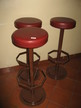 3 Hocker rotbraun ca. 88cm hoch 3 Hocker rotbraun ca. 88cm hoch