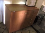 Kasten ca. 110,5x50x90,5cm Kasten ca. 110,5x50x90,5cm
