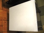 Tisch ca. 70x60x73cm stark beschädigt Tisch ca. 70x60x73cm stark beschädigt