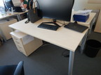 Schreibtisch ca. 160 x 80 cm Schreibtisch ca. 160 x 80 cm