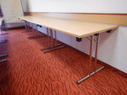 9 Stück Seminarraumtische klappbar mit je ca. 140x70 cm 9 Stück Seminarraumtische klappbar mit je ca. 140x70 cm