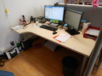 Schreibtisch geschwungen, L 180, T 80 cm rechts, T 100 cm links Schreibtisch geschwungen, L 180, T 80 cm rechts, T 100 cm links