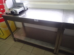 Edelstahl Arbeitstisch ca. 120x60cm Edelstahl Arbeitstisch ca. 120x60cm