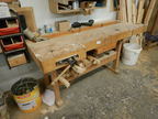 Hobelbank in Holz ca. 225x80 cm Hobelbank in Holz ca. 225x80 cm
