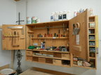 Werkzeugschrank befüllt mit Tischlerwerkzeug ca. 170x100 cm Werkzeugschrank befüllt mit Tischlerwerkzeug ca. 170x100 cm