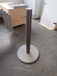 8 Stk. Absperrständer für Kordel 113 cm hoch, Durchmesser 60cm 8 Stk. Absperrständer für Kordel 113 cm hoch, Durchmesser 60cm