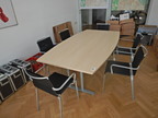 Besprechungstisch in Ahorn ca. 200x110 cm mit 6 Besprechungsstühlen Besprechungstisch in Ahorn ca. 200x110 cm mit 6 Besprechungsstühlen
