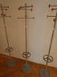 silberfärbiger Kleiderständer silberfärbiger Kleiderständer