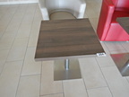 Tisch ca. 60x60x65 cm Tisch ca. 60x60x65 cm