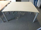 Bene Schreibtisch, 160x80cm, hellgrau Bene Schreibtisch, 160x80cm, hellgrau