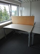 Schreibtisch, 160x80cm, grau, mit Trennwand Schreibtisch, 160x80cm, grau, mit Trennwand
