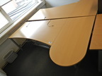 Schreibtisch mit Anbautisch, 180x80cm und 60x120cm Schreibtisch mit Anbautisch, 180x80cm und 60x120cm