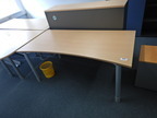 Schreibtisch, 180x80cm, braun Schreibtisch, 180x80cm, braun