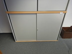 Bene Aktenschrank, 160x110cm, 3 OH, mit Schiebetüren Bene Aktenschrank, 160x110cm, 3 OH, mit Schiebetüren