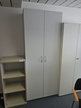 Schrank mit Doppelflügeltüre, 85x40x212cm, hellgrau Schrank mit Doppelflügeltüre, 85x40x212cm, hellgrau