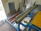 GEKA Kombi Abroller Leistung ST 37 1 mm -1000 mm, Längenmesseinrichtung ergänzbar inkl.Arbeitstischmodul mit ca. 4000x1000 mm 1 Etage mit DOKA Schalungsplatten,mobile Ausführung auf Rollen GEKA Kombi Abroller Leistung ST 37 1 mm -1000 mm, Längenmesseinrichtung ergänzbar inkl.Arbeitstischmodul mit ca. 4000x1000 mm 1 Etage mit DOKA Schalungsplatten,mobile Ausführung auf Rollen