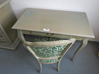 SELVA Schreibtisch mit Auszugslade ca. 56x101cm und 1 Stuhl mit Stoffbezug SELVA Schreibtisch mit Auszugslade ca. 56x101cm und 1 Stuhl mit Stoffbezug