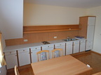 Küchenblockeinheit bestehend aus Kochfeld mit 2 Platten, Doppelspüle und Elektra Bregenz Kühlschrank, Moduleinheit kürzbar, ca. 447cm lang Küchenblockeinheit bestehend aus Kochfeld mit 2 Platten, Doppelspüle und Elektra Bregenz Kühlschrank, Moduleinheit kürzbar, ca. 447cm lang