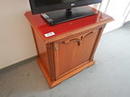 Minibar mit Glasoberfläche, ca. 77x50x77cm, einflügelig Minibar mit Glasoberfläche, ca. 77x50x77cm, einflügelig