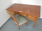 SELVA Schreibtisch mit Auszugslade ca. 90x53cm und 1 Stuhl mit Stoffbezug SELVA Schreibtisch mit Auszugslade ca. 90x53cm und 1 Stuhl mit Stoffbezug