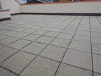 ca. 130m2 Terassenplatten, Plattengröße 40x40cm, Plattenstärke 4cm ca. 130m2 Terassenplatten, Plattengröße 40x40cm, Plattenstärke 4cm