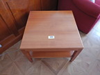 Beistelltisch, 70x70cm Beistelltisch, 70x70cm