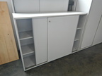 Aktenschrank mit Schiebetüren grau ca. 160x155 cm 4 Ordnerhöhen Aktenschrank mit Schiebetüren grau ca. 160x155 cm 4 Ordnerhöhen