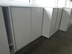 Aktenschrank mit Schiebetüren grau ca. 160x155 cm 4 Ordnerhöhen Aktenschrank mit Schiebetüren grau ca. 160x155 cm 4 Ordnerhöhen
