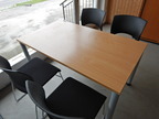 Besprechungstischgruppe ca. 140x80 cm mit 4 Stück Stühlen Besprechungstischgruppe ca. 140x80 cm mit 4 Stück Stühlen