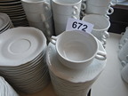 320 teiliges Eschenbach Tellerset ( 71xSuppe,16xSchüssel 15-18cm,104 Teller 19-15cm,76 Stk.25 cm,26 Stk.28 cm..) 320 teiliges Eschenbach Tellerset ( 71xSuppe,16xSchüssel 15-18cm,104 Teller 19-15cm,76 Stk.25 cm,26 Stk.28 cm..)