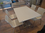 Tisch ca. 120x80cm mit 4 Stk. Stühlen Tisch ca. 120x80cm mit 4 Stk. Stühlen
