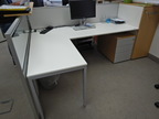 Schreibtisch Winkelkombination, 295x200x80cm, Anbau ca. 80x60cm Schreibtisch Winkelkombination, 295x200x80cm, Anbau ca. 80x60cm