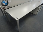 Bene Schreibtisch, ca. 200x80cm mit integriertem Rollcontainer Bene Schreibtisch, ca. 200x80cm mit integriertem Rollcontainer