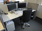 Bene Schreibtisch, ca. 200x80cm mit integriertem Rollcontainer, mit Trennwand Bene Schreibtisch, ca. 200x80cm mit integriertem Rollcontainer, mit Trennwand