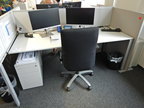 Bene Schreibtisch, ca. 200x80cm mit integriertem Rollcontainer, mit Trennwand Bene Schreibtisch, ca. 200x80cm mit integriertem Rollcontainer, mit Trennwand