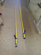 2 Stk. Spreitzen, max. 250cm, verstellbar, Tragkraft je 40kg 2 Stk. Spreitzen, max. 250cm, verstellbar, Tragkraft je 40kg