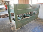 Langzauner Heizplattenpresse LZT60 Super, hydraulisch, 60 Tonnen, Funktion überprüft, Pressfläche 2500x1300mm, Pressöffnung ca. 300mm, 7kW, Betriebsdruck 330 ATÜ, Gewicht ca. 1200kg Langzauner Heizplattenpresse LZT60 Super, hydraulisch, 60 Tonnen, Funktion überprüft, Pressfläche 2500x1300mm, Pressöffnung ca. 300mm, 7kW, Betriebsdruck 330 ATÜ, Gewicht ca. 1200kg