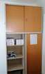Bene Aktenschrankkombination bestehend aus Unterschrank ca. 156x154cm, 4 Ordner hoch, braun und Oberschrank ca. 106x75cm, 2 Ordner hoch, braun Bene Aktenschrankkombination bestehend aus Unterschrank ca. 156x154cm, 4 Ordner hoch, braun und Oberschrank ca. 106x75cm, 2 Ordner hoch, braun