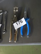 2 Stk. Spezialzangen 2 Stk. Spezialzangen