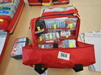 Notfall Kit Erste Hilfe für Flugzeug mit Blutdruckmessgerät Notfall Kit Erste Hilfe für Flugzeug mit Blutdruckmessgerät