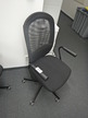 Bürodrehstuhl schwarz mit Armlehne - Typ A Bürodrehstuhl schwarz mit Armlehne - Typ A