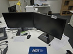 2 Stück SAMSUNG Monitore SE 24E450 2 Stück SAMSUNG Monitore SE 24E450