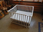 Kinder Laufschule klappbar mit Matratze ca. 105/105/75 cm Kinder Laufschule klappbar mit Matratze ca. 105/105/75 cm