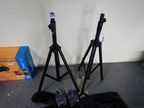 2 Stk. Teleständer, klappbar, Stand and Cable Kit 2 Stk. Teleständer, klappbar, Stand and Cable Kit