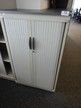Steelcase Rollladenschrank, 3 Fachebenen, ca. 80x45x132cm Steelcase Rollladenschrank, 3 Fachebenen, ca. 80x45x132cm