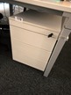 Steelcase Rollcontainer, mit Schlüssel, ca. 44x59x57cm Steelcase Rollcontainer, mit Schlüssel, ca. 44x59x57cm