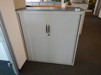Steelcase Rollladenschrank, 3 Fachebenen, ca. 120x45x132cm Steelcase Rollladenschrank, 3 Fachebenen, ca. 120x45x132cm