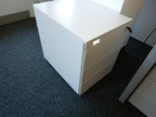 Steelcase Rollcontainer, mit Schlüssel, ca. 44x59x57cm Steelcase Rollcontainer, mit Schlüssel, ca. 44x59x57cm