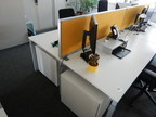 Doppel - Arbeitstischmodul ca. 160x160cm mit Trennwand, Maße pro Arbeitsplatz ca. 160x80cm (Typ A) Doppel - Arbeitstischmodul ca. 160x160cm mit Trennwand, Maße pro Arbeitsplatz ca. 160x80cm (Typ A)